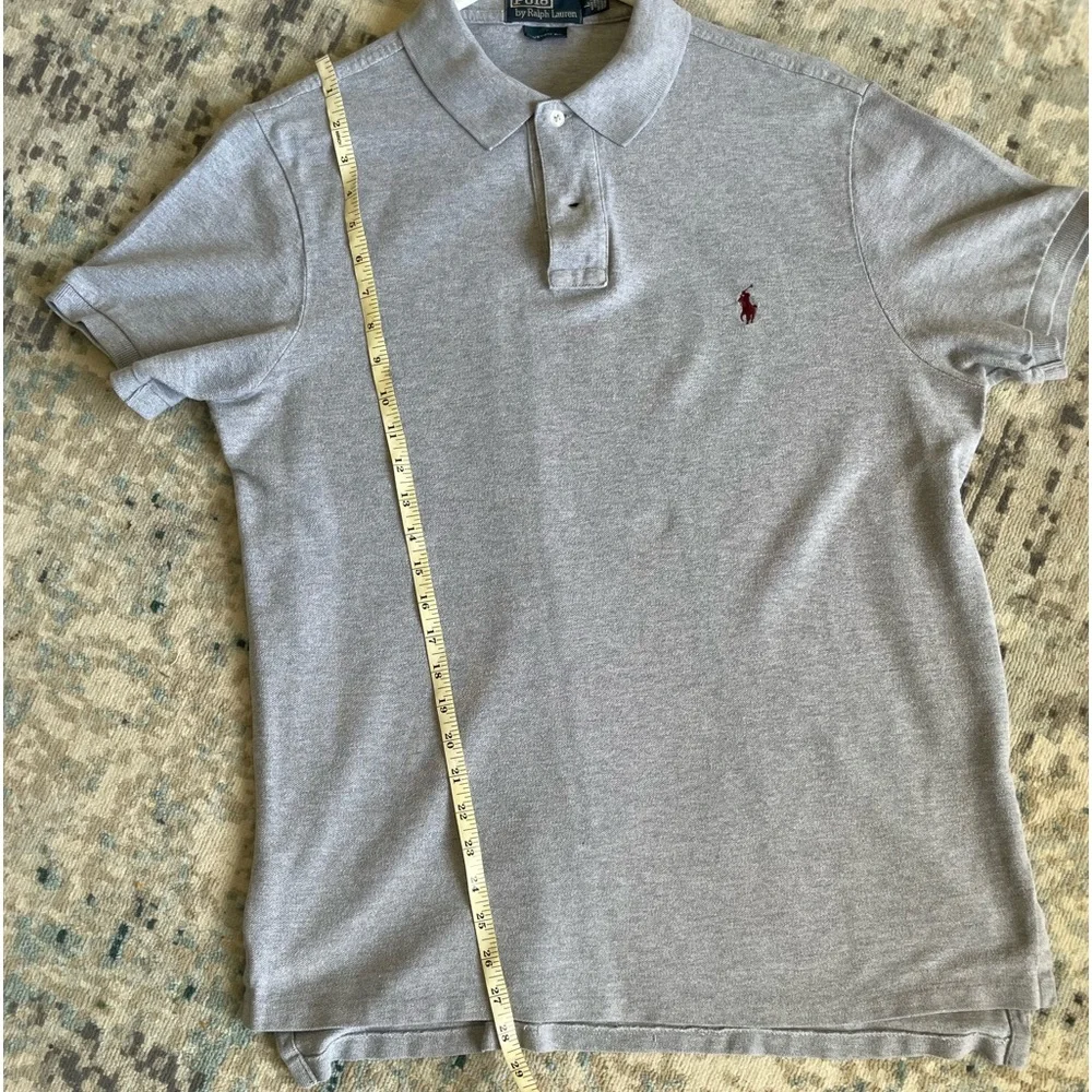 Men’s large gray shirt sleeve knit polo Ralph Lauren shirt